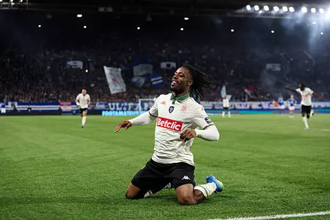 في غياب عبد المنعم.. نيس يصعد لنهائي كأس فرنسا